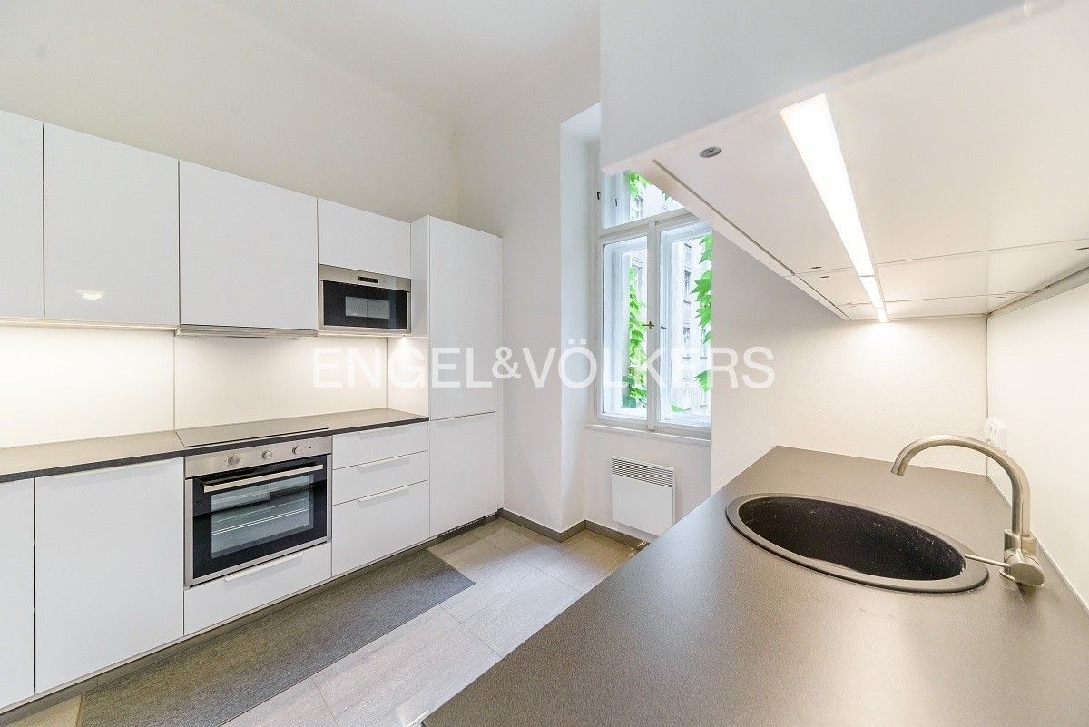 3+kk, Zborovská 1188, Praha Smíchov, 87 m² - 2