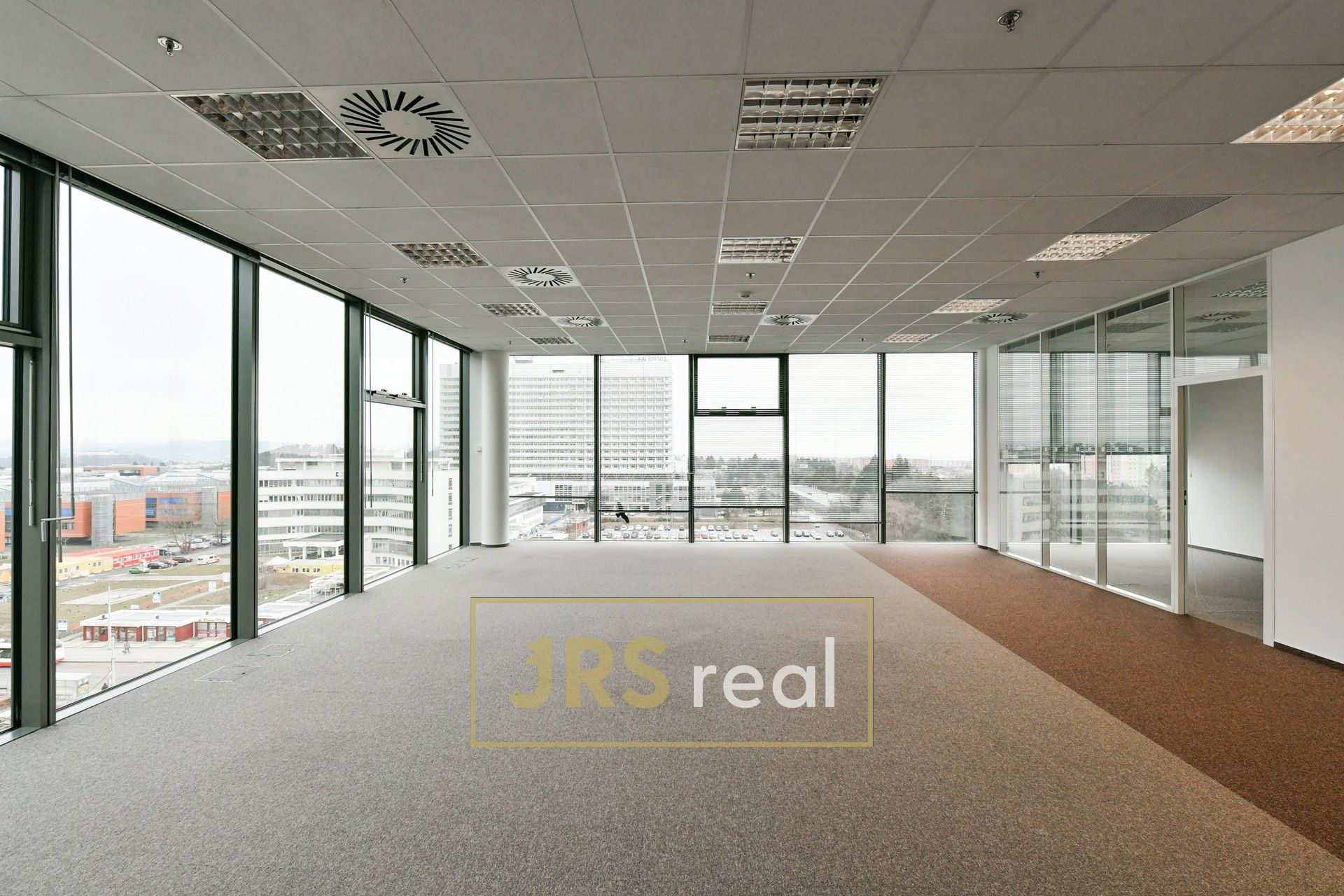Pronájem kancelář - Brno, 285 m²