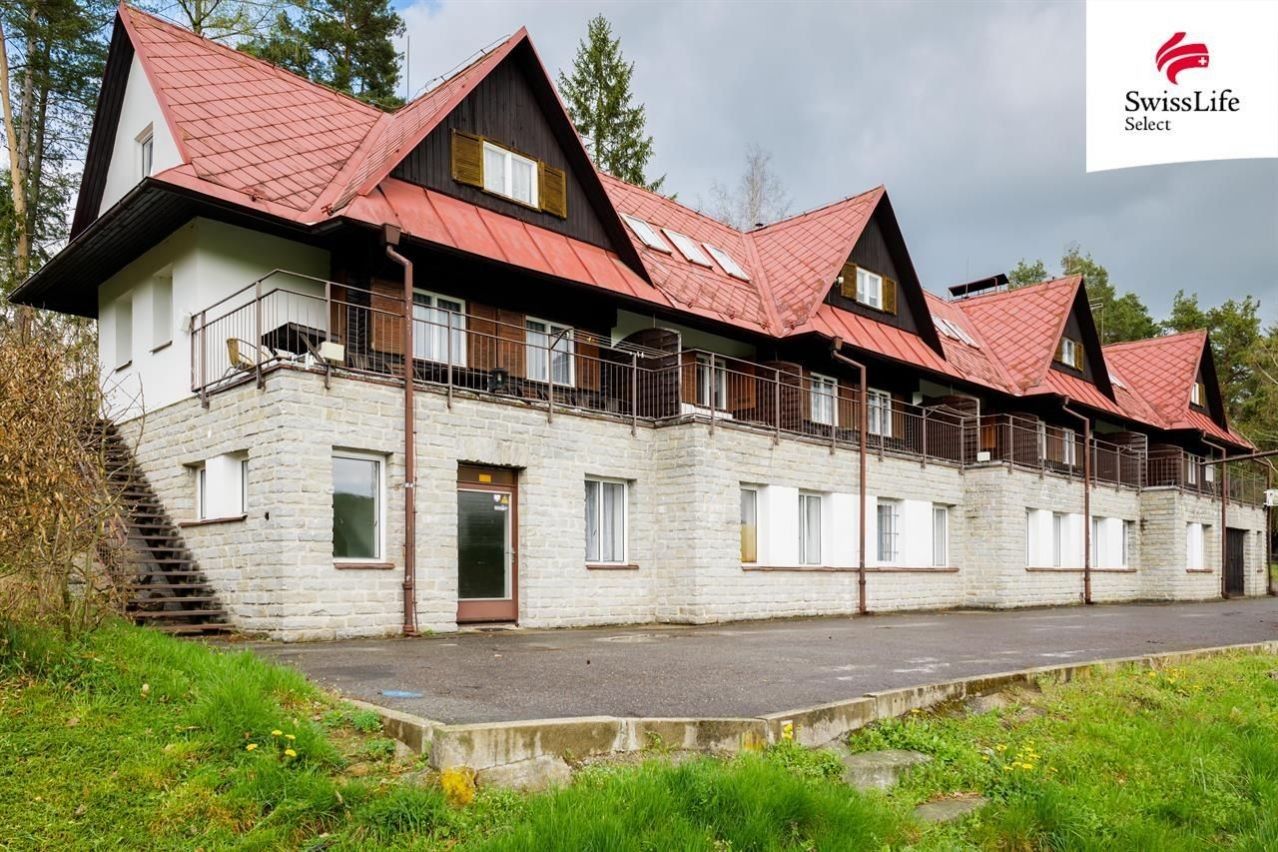 Ubytovací zařízení, Brtná, Želiv, 800 m²