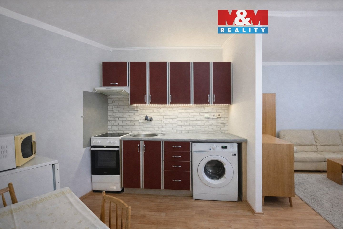 1+kk, K. H. Máchy, Most, 34 m²