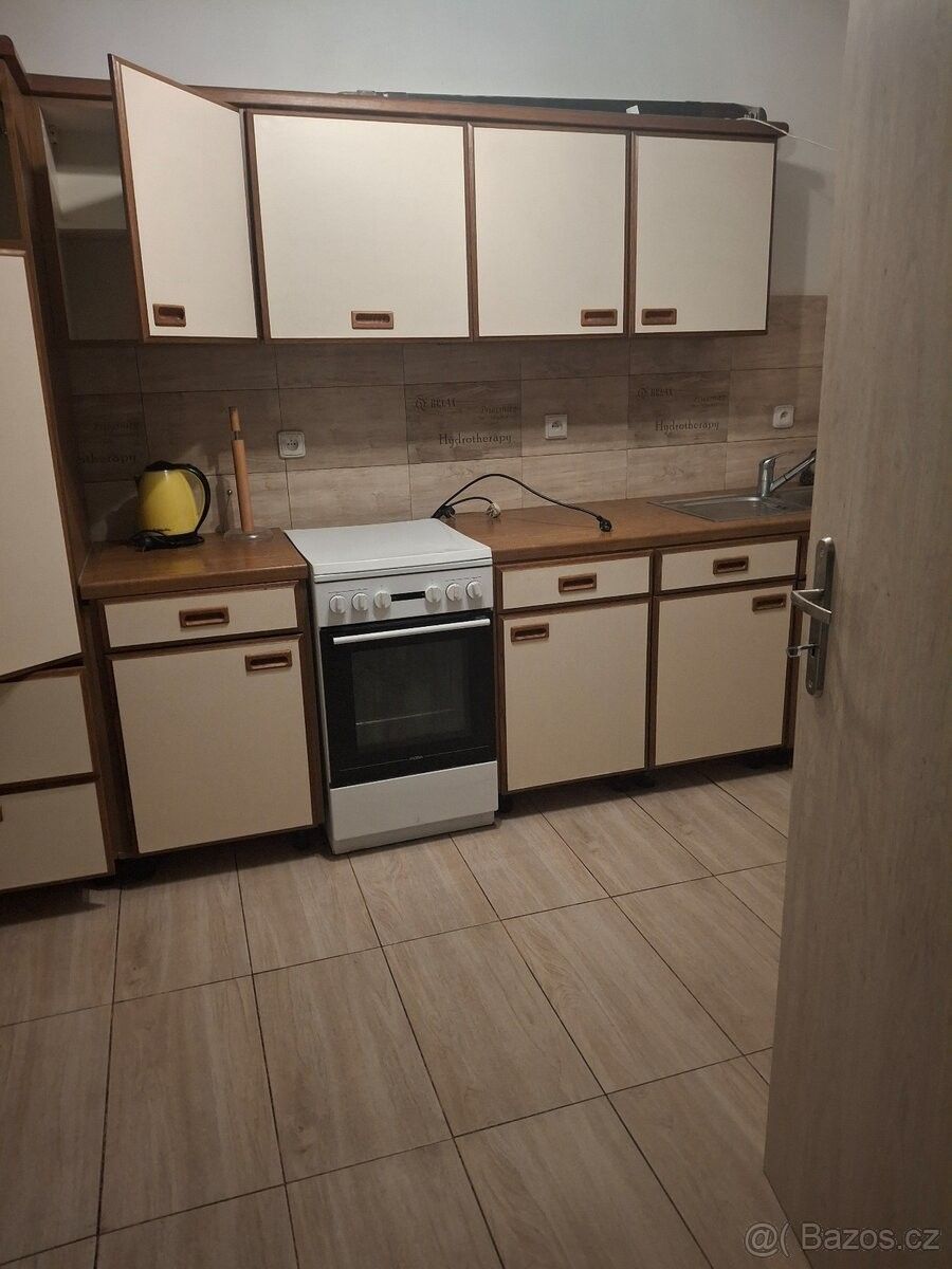 Rodinný dům · Suchdol nad Lužnicí, 378 06 - 4