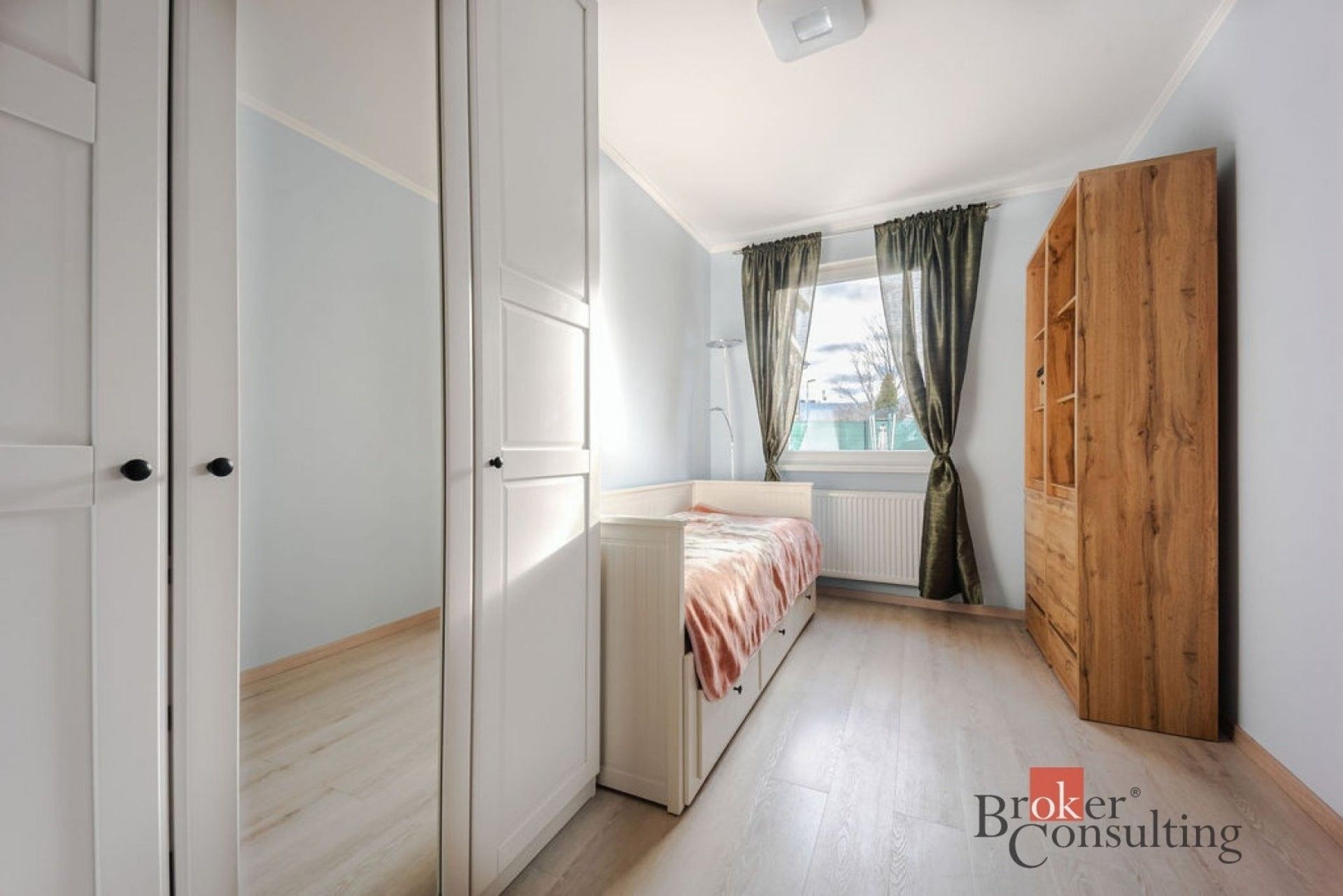 4+1, U Valu, Nupaky, 83 m² - 2