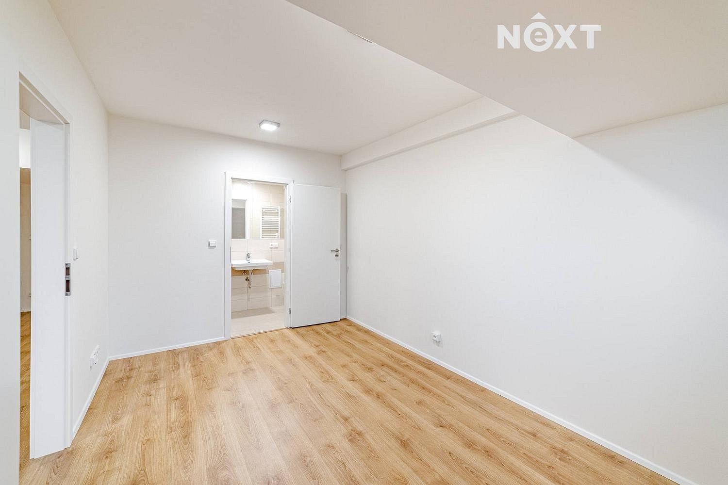 Byt 1+1 · 40 m² · Praha - Hostivař, okres Praha 15, Hlavní město Praha - 4