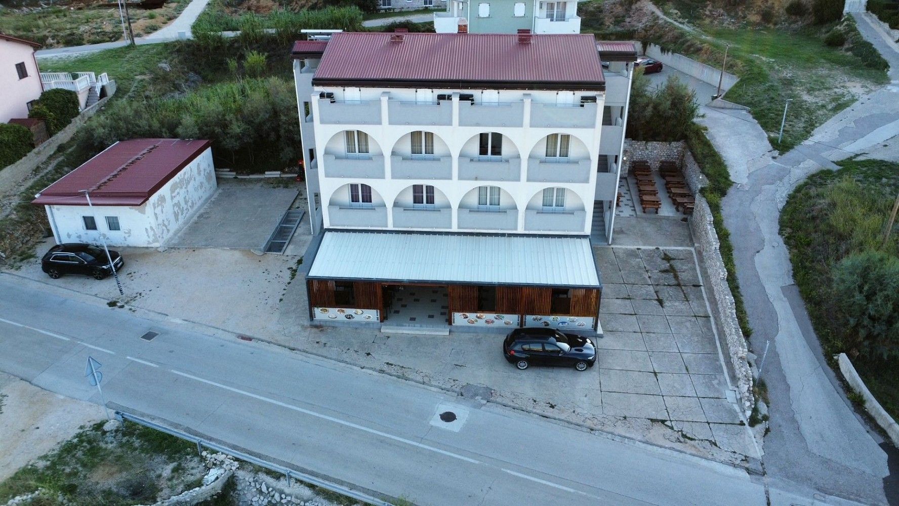 Ubytovací zařízení, Pag, HR, 750 m² - 1