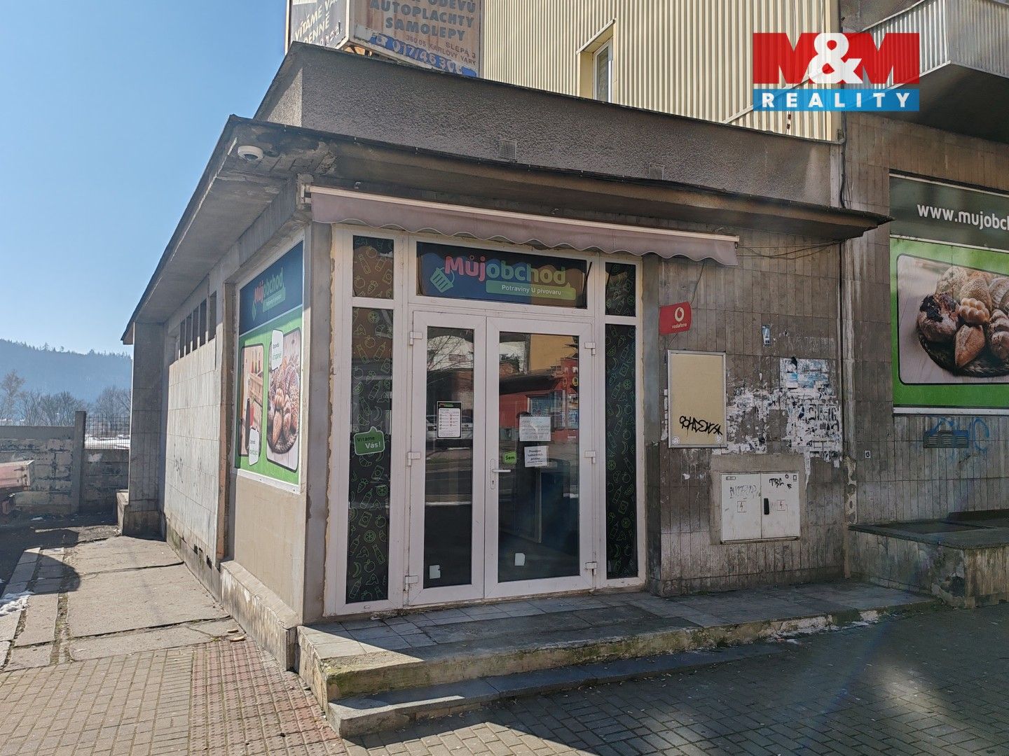 Pronájem obchodní prostory - Sokolovská, Karlovy Vary, 74 m²