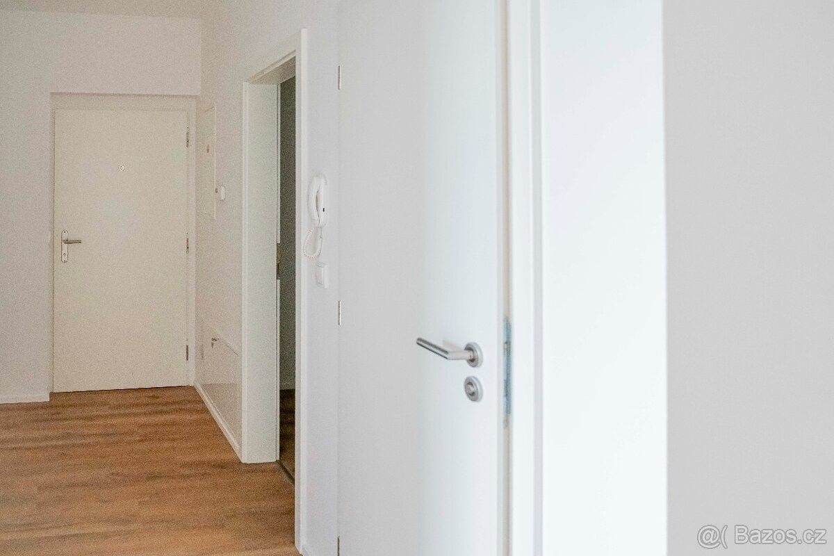 Prodej byt - Znojmo, 669 02