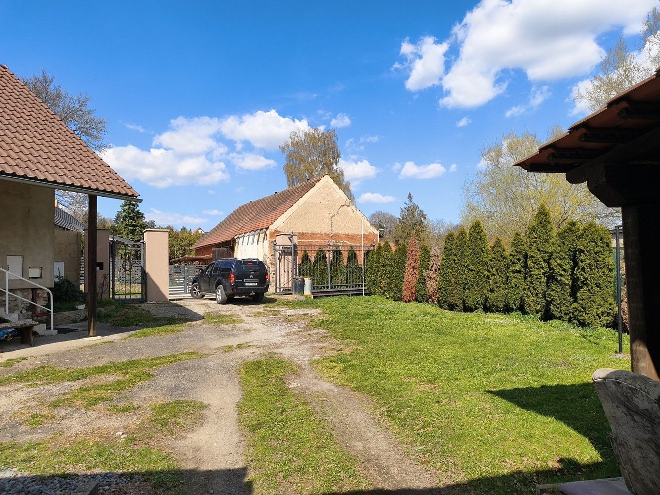 Rodinné domy, Libeř, okres Praha-západ, Středočeský kraj, 180 m² - 2