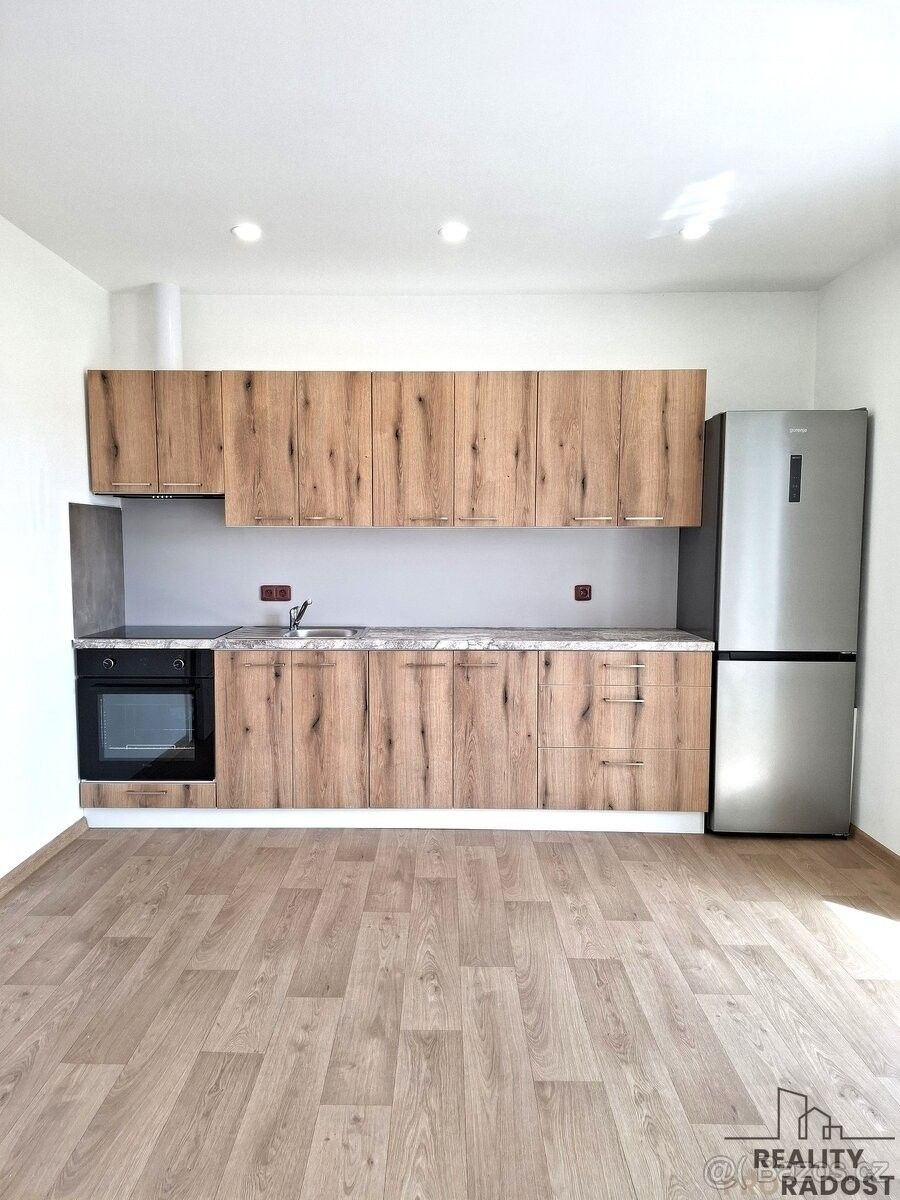 Pronájem byt - Znojmo, 671 81