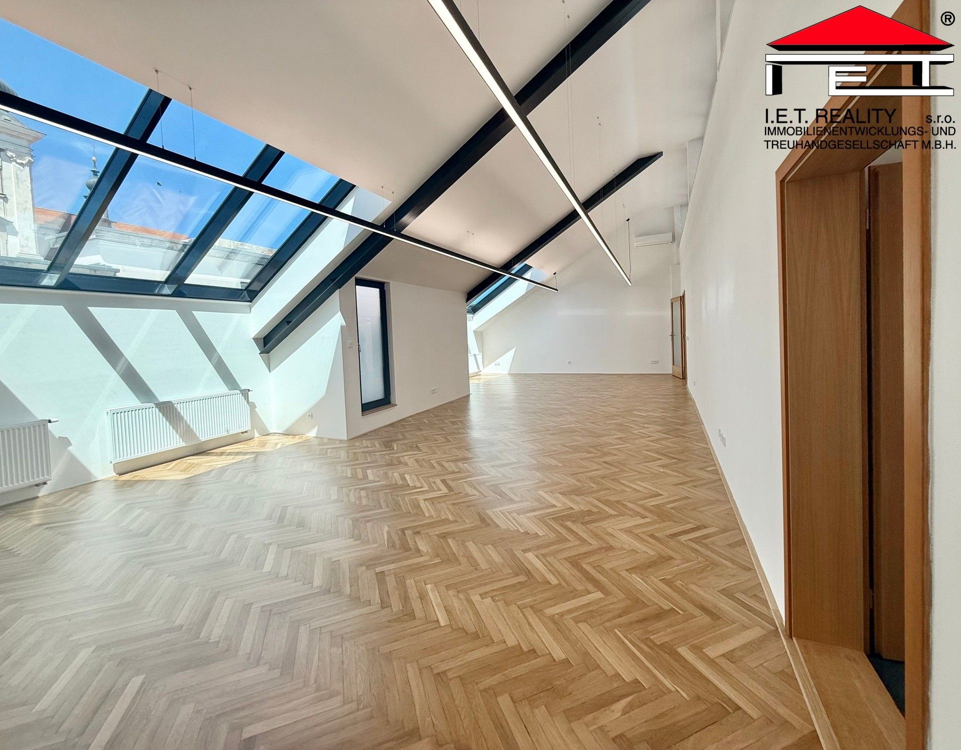 Kanceláře, Moravské náměstí, Brno, 196 m² - 2