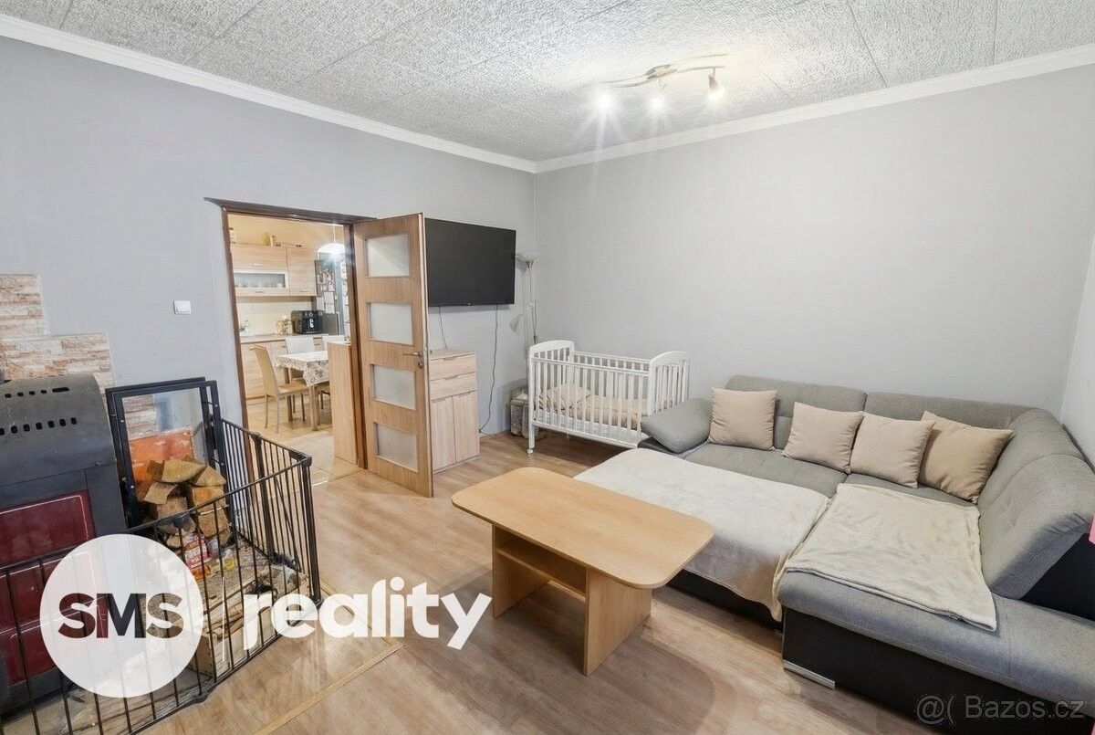 Prodej rodinný dům - Hulín, 768 24