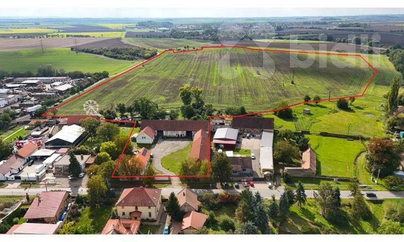 Prodej zemědělská usedlost - Polerady, 1 m²