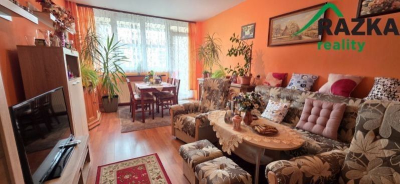 3+1, sídliště Lučina, Chodová Planá, 68 m² - 2