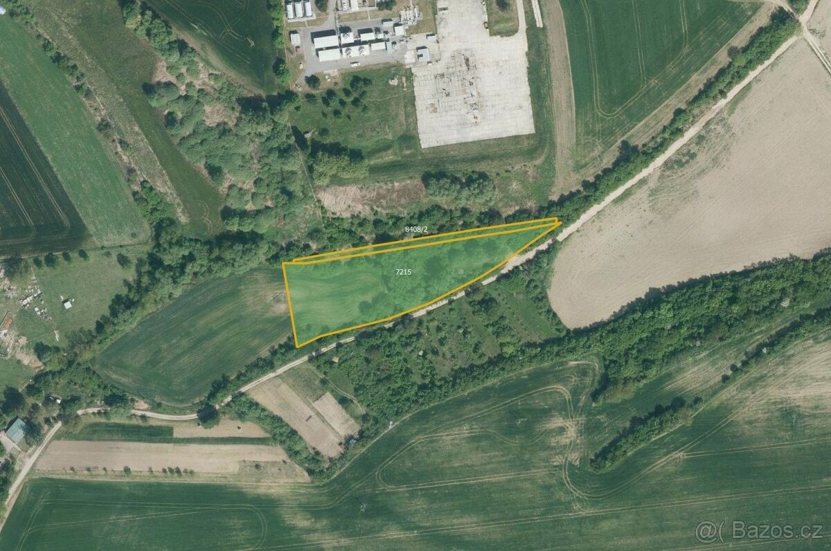 Prodej pozemek pro bydlení - Žarošice, 696 34