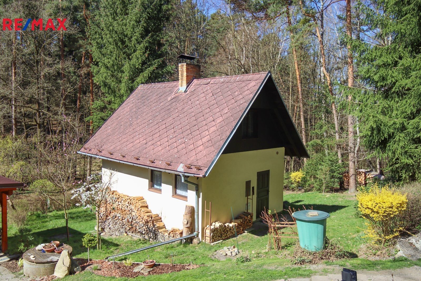 Prodej chata - Hradce, 84 m²