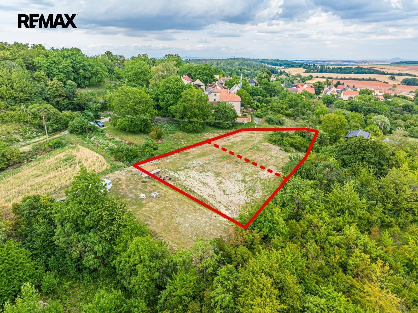 Zahrada · 888 m² · Líský - 3