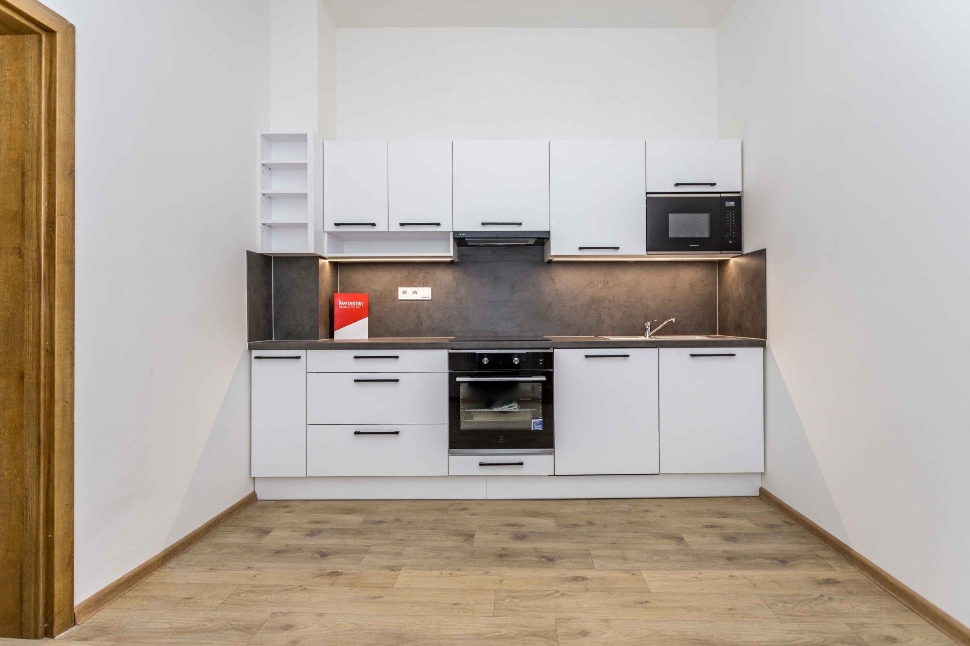 Pronájem byt 2+1 - Benešovo náměstí, Teplice, 75 m²