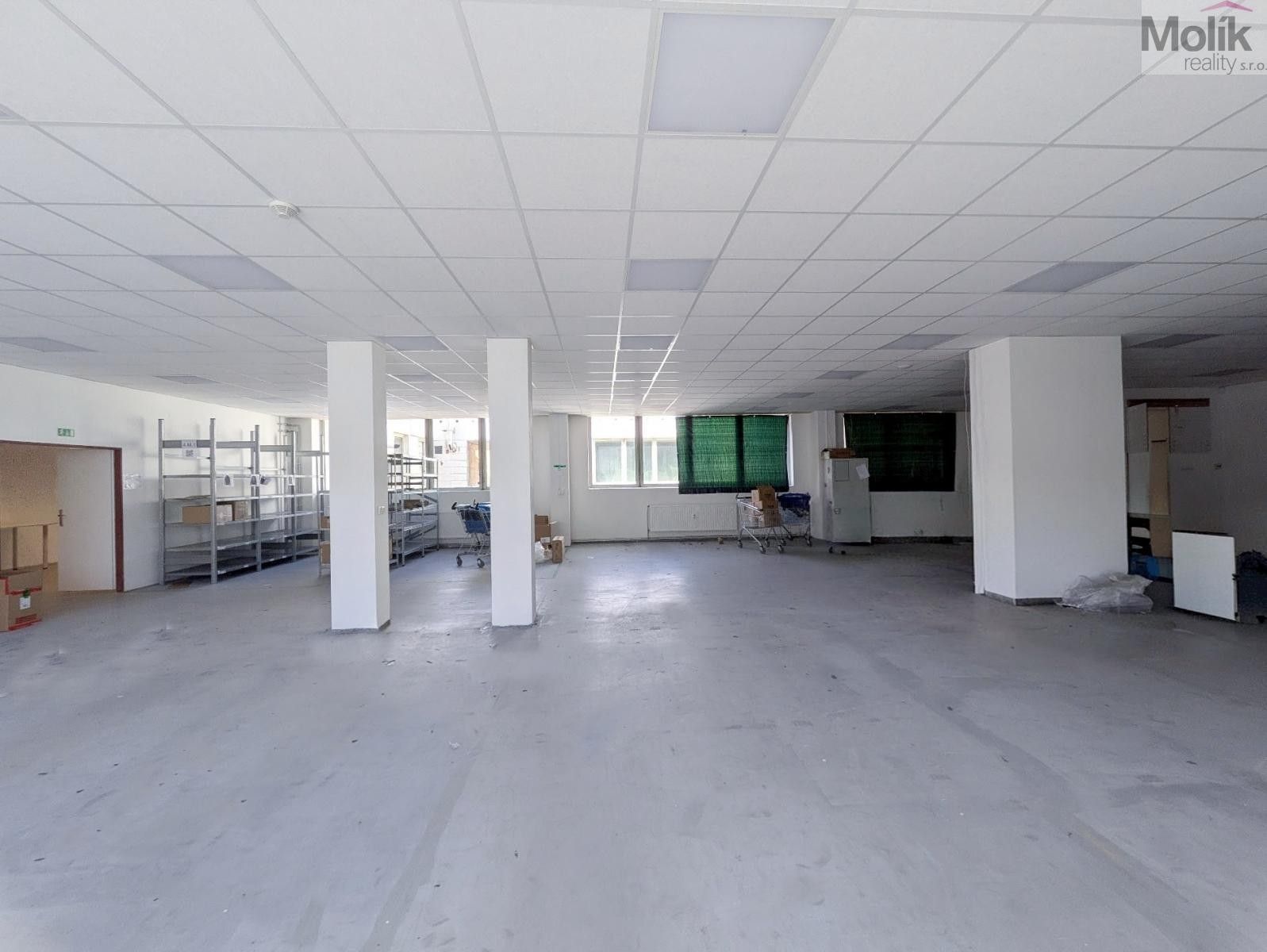 Výrobní prostory · 351 m² · Pražská, Teplice - 3