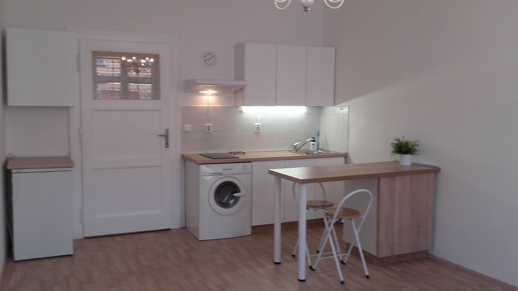 1+kk, Písecká, Praha - Vinohrady, 27 m² - 1