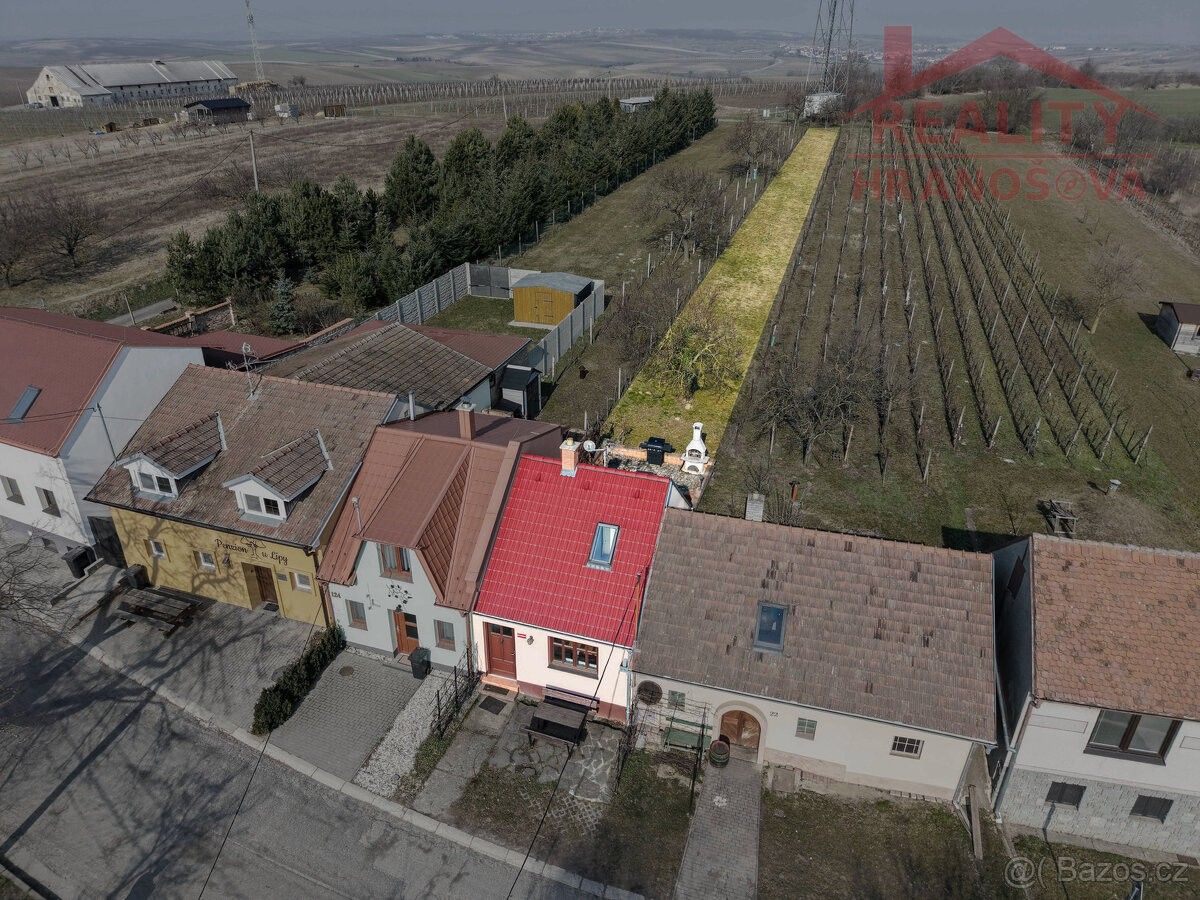 Rodinné domy, Starý Poddvorov, 696 16 - 1
