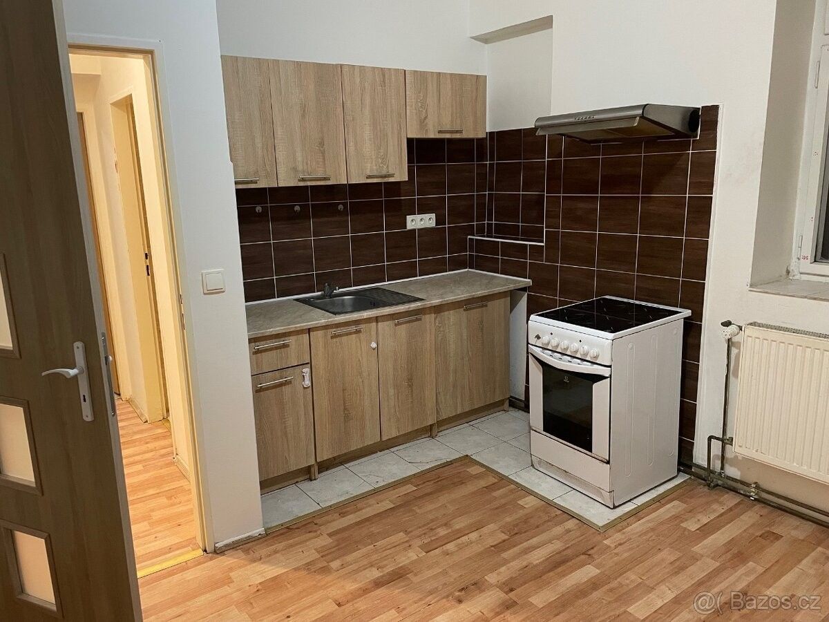 Byty, Jaroměř, 551 01