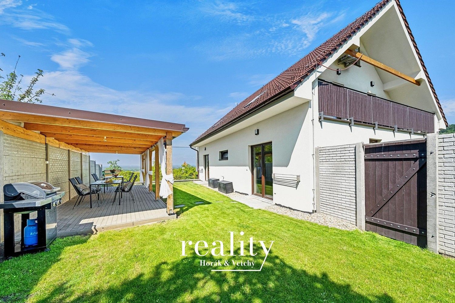 Rodinné domy, Perná, okres Břeclav, Jihomoravský kraj, 205 m² - 2