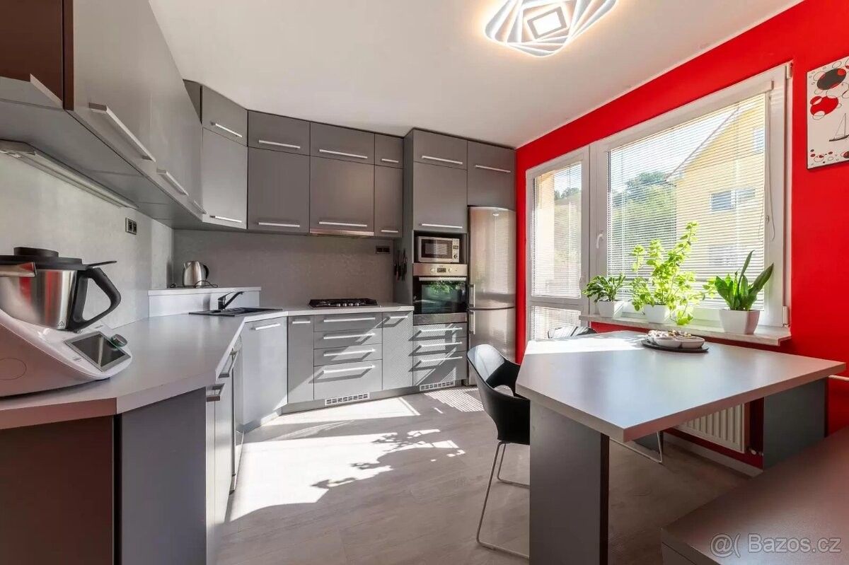 Pronájem byt - Luhačovice, 763 26