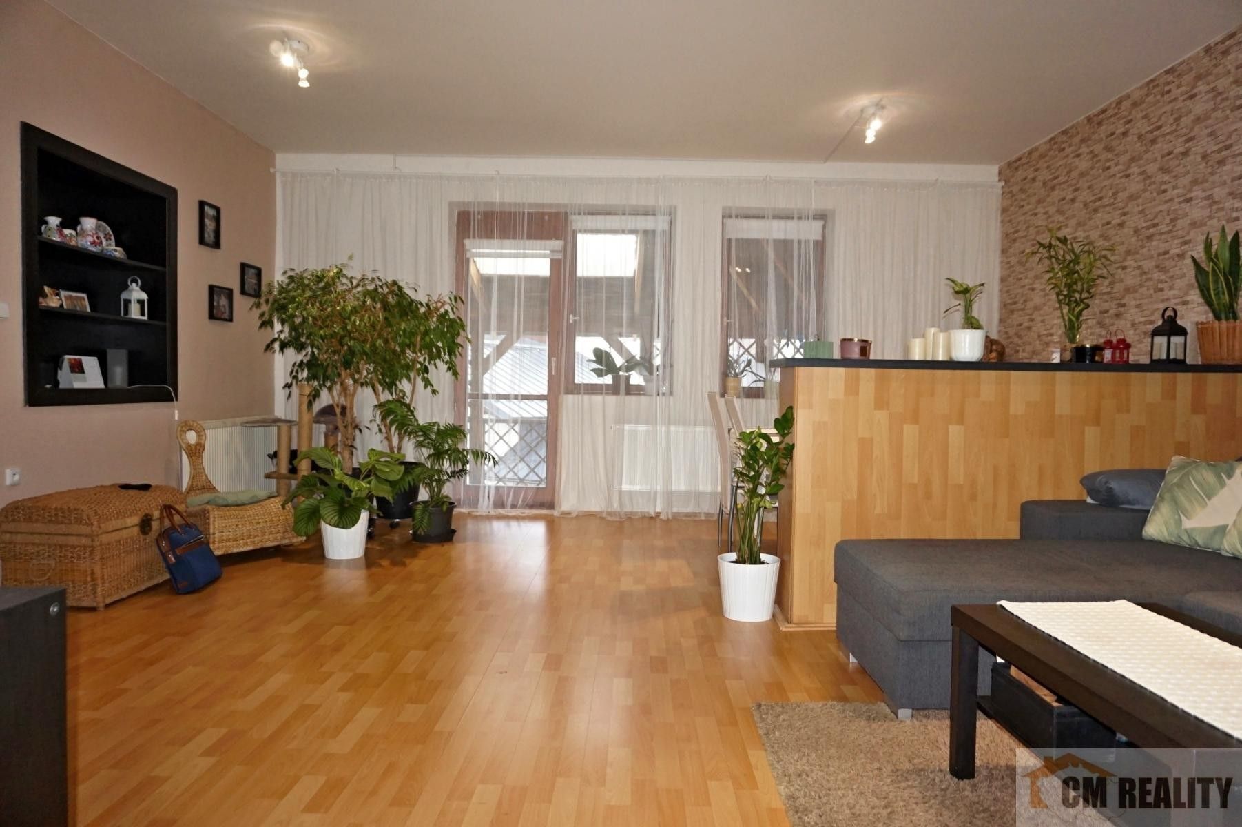 Prodej rodinný dům - Opatov, 360 m²
