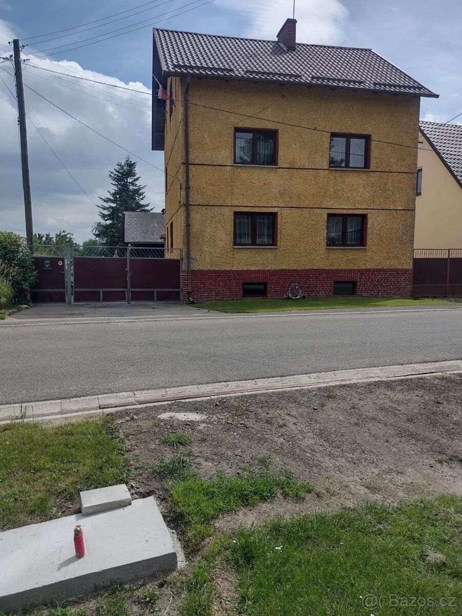 Rodinné domy, Opava, 746 01 - 2