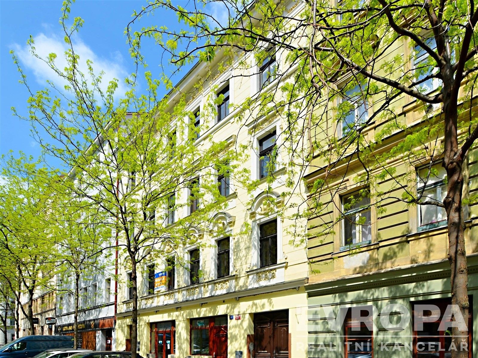 2+kk, Jagellonská 2427, Praha, 41 m²