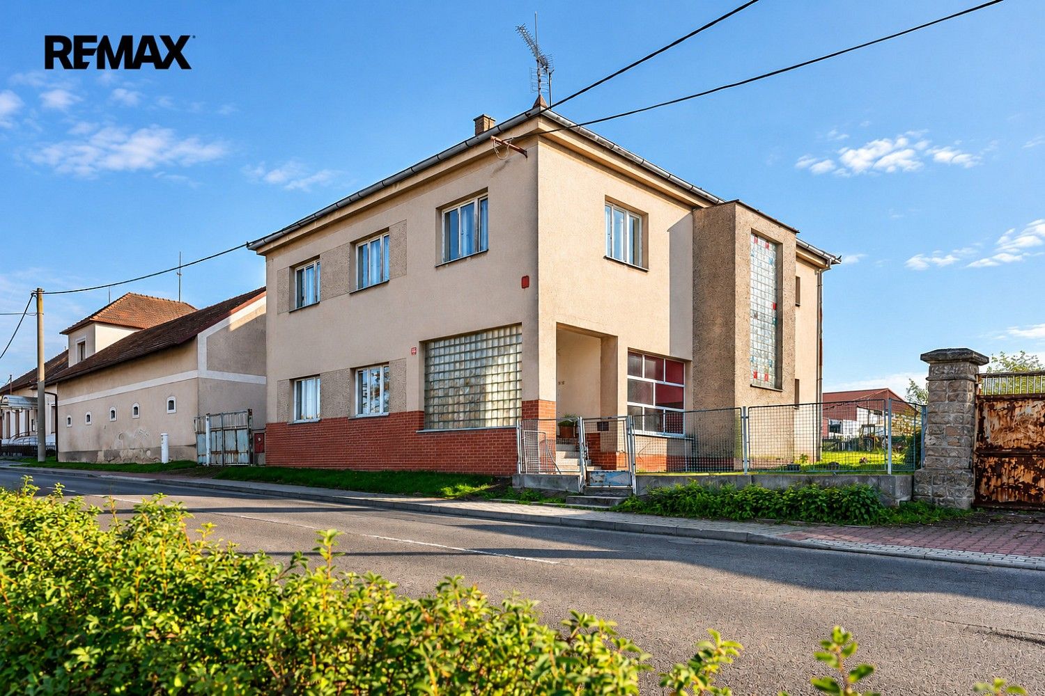 Rodinné domy, Horní Ředice, okres Pardubice, 182 m² - 1
