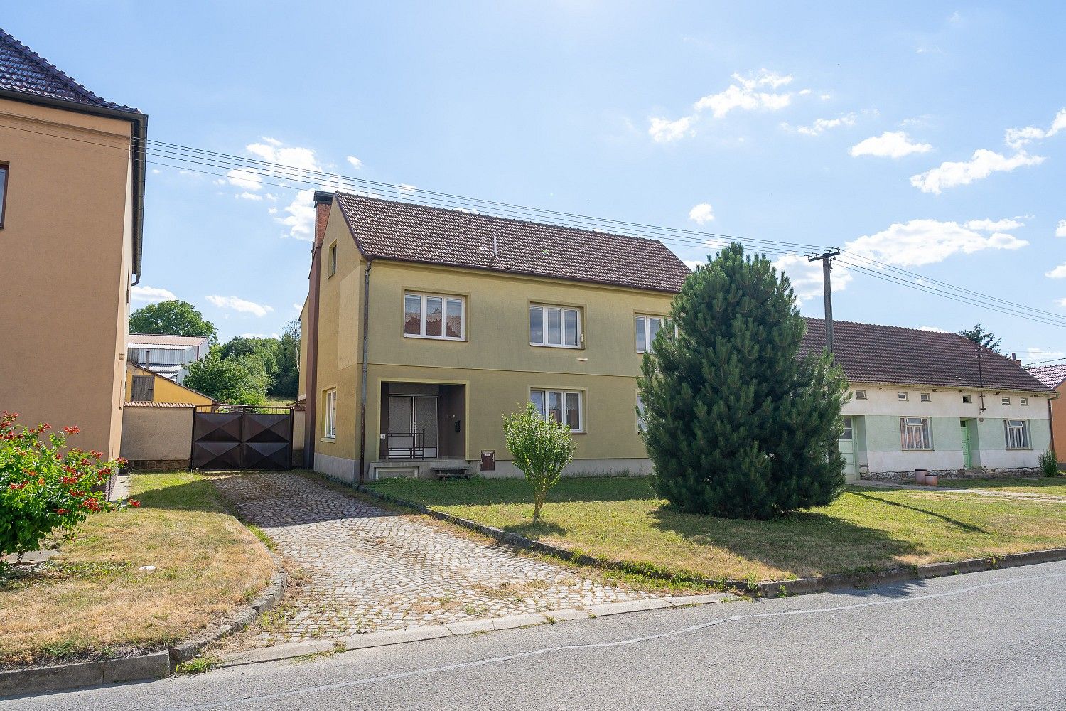 Rodinný dům, 258 m²