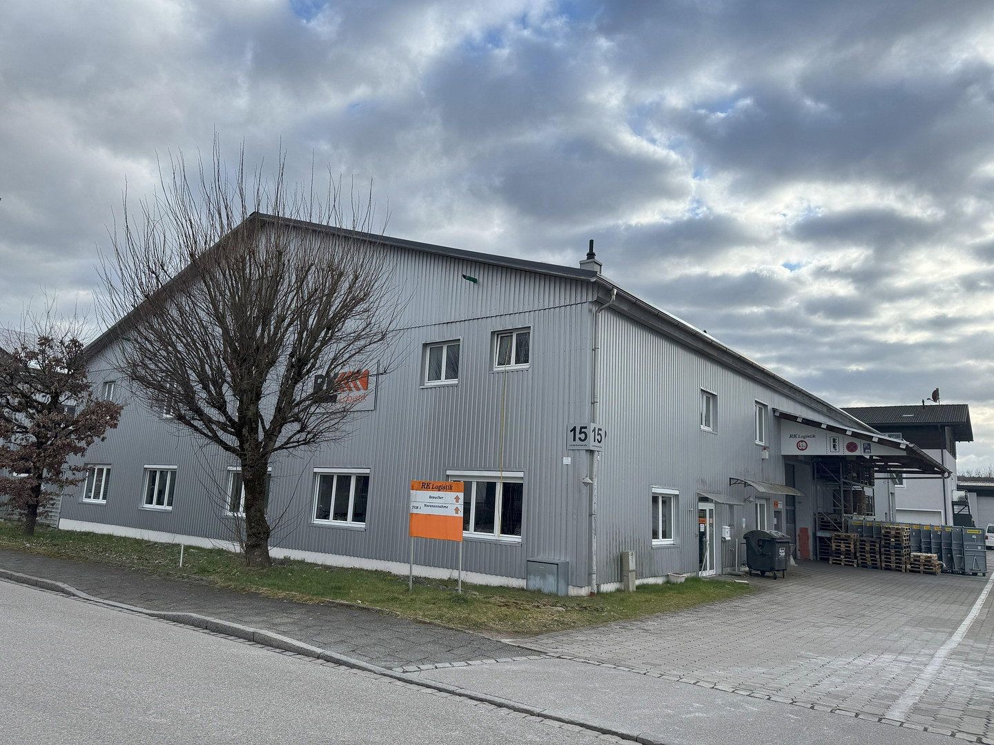 Obchodní prostory, Lauterbachstr.15 und 17 Geretsried Gelting Bayern 82538, 300 m² - 2