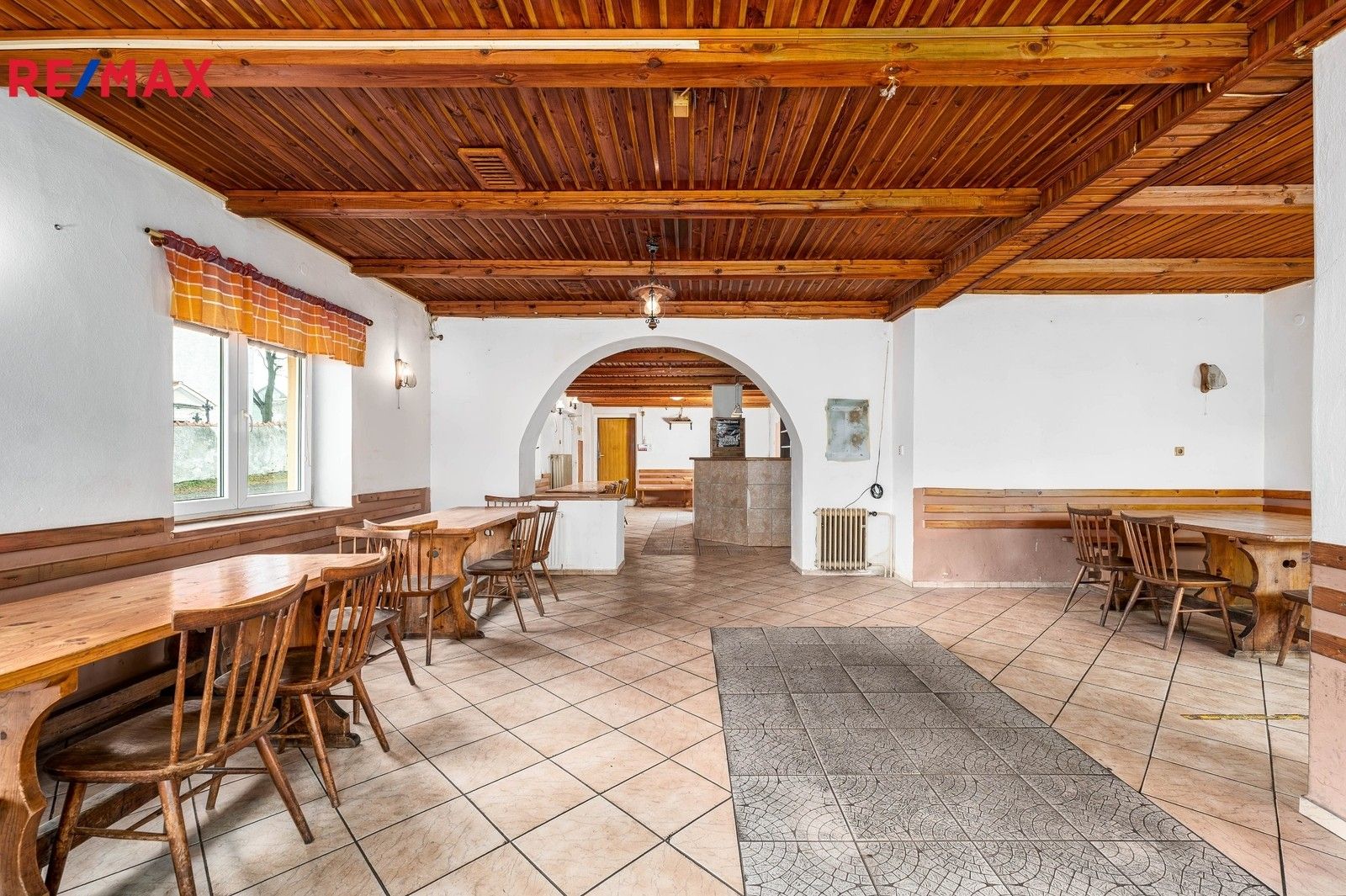 Pronájem restaurace - Farní 50, Boršov nad Vltavou, 170 m²