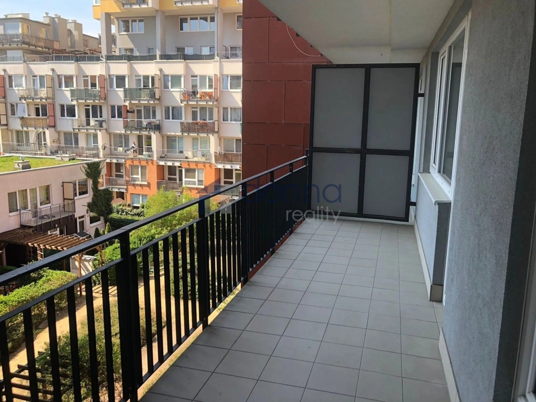 Pronájem byt 3+kk - Pod Harfou, Praha, 76 m²