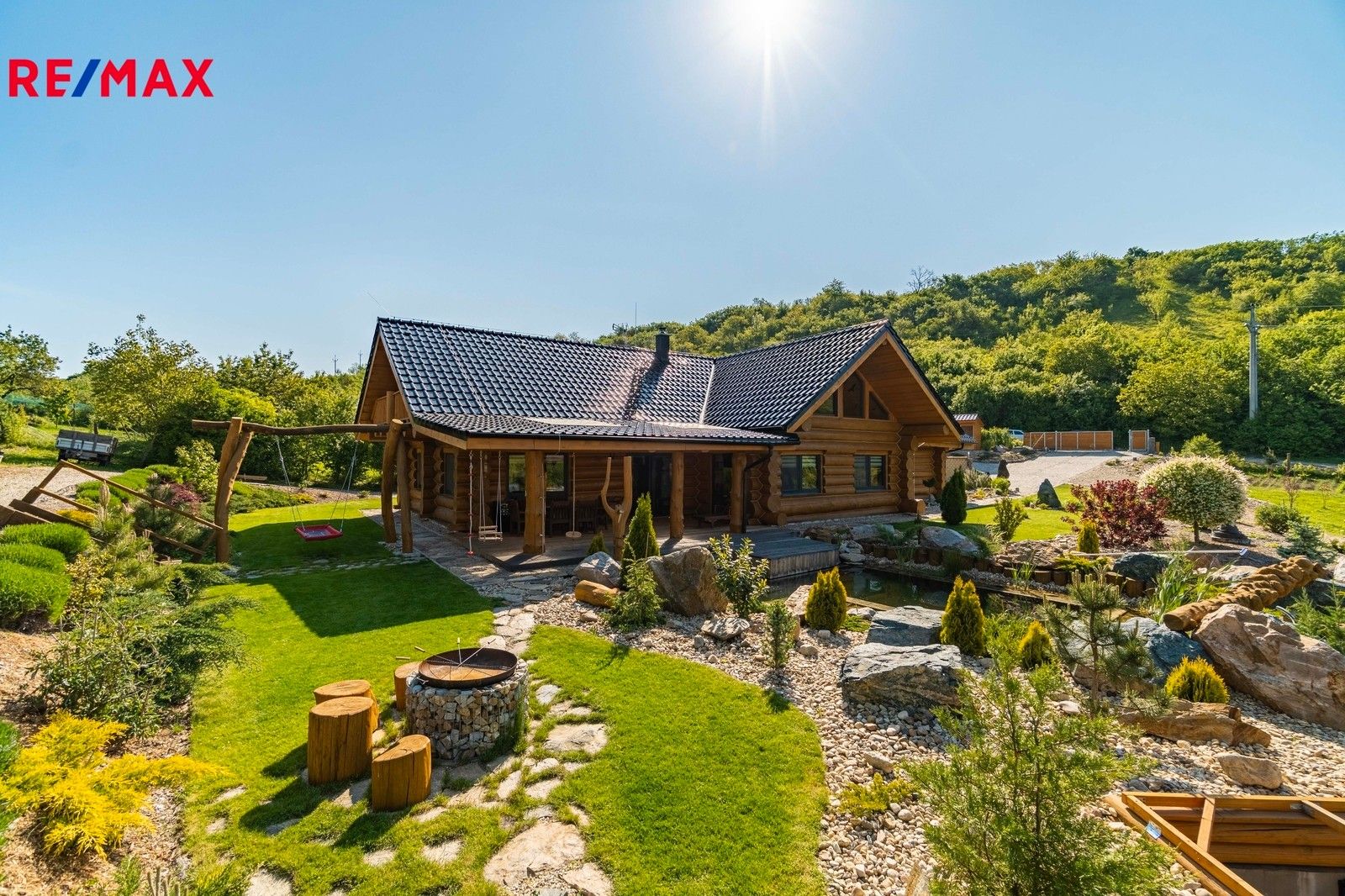 Prodej rodinný dům - Milešovice, 297 m²