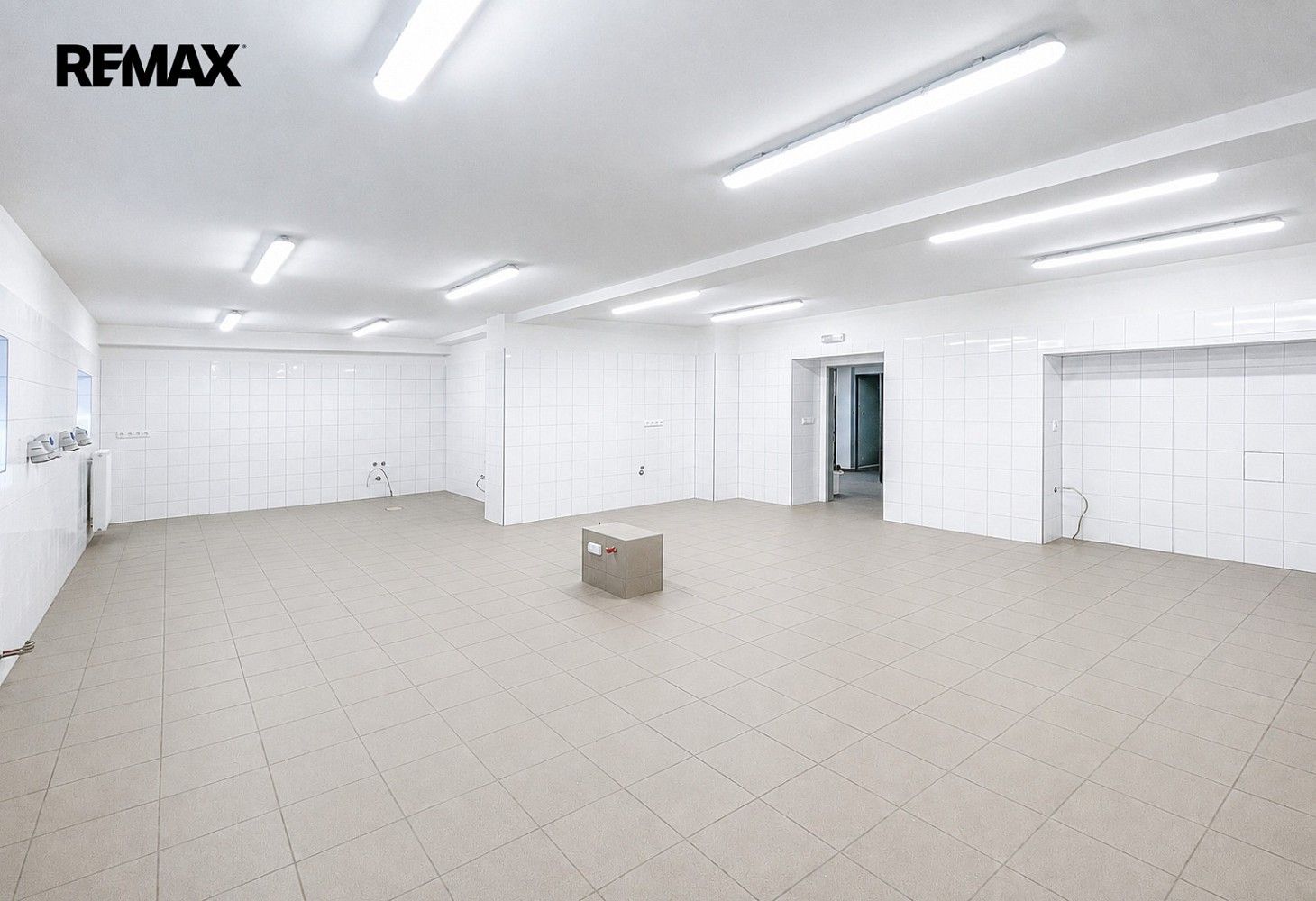 Obchodní prostory, Sudoměřice u Tábora, okres Tábor, Jihočeský kraj, 275 m² - 1