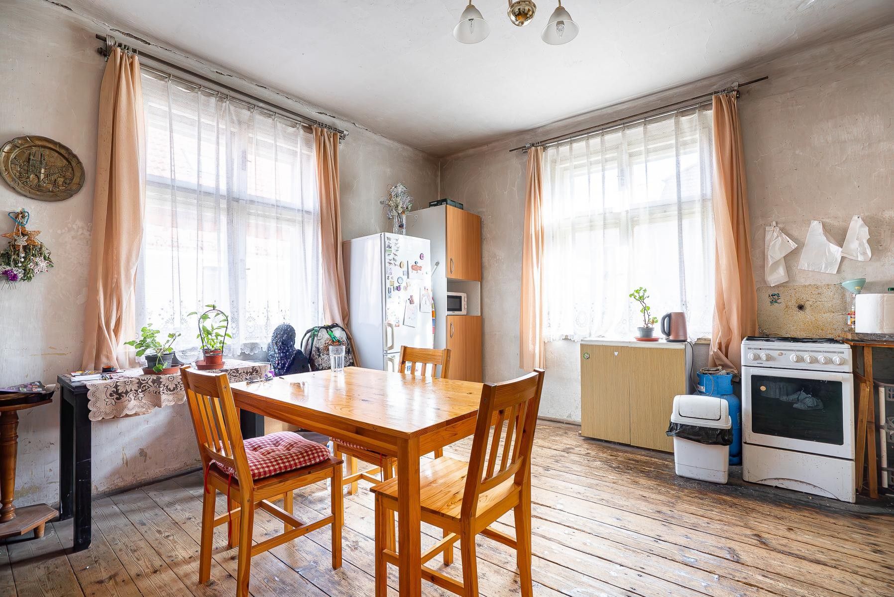 Prodej rodinný dům - Lochovice, 180 m²