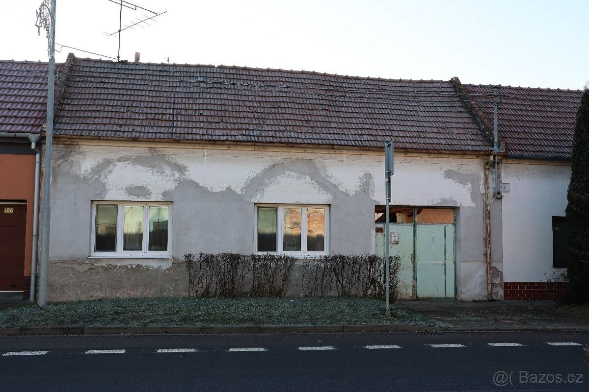 Rodinné domy, Uherský Ostroh, 687 24