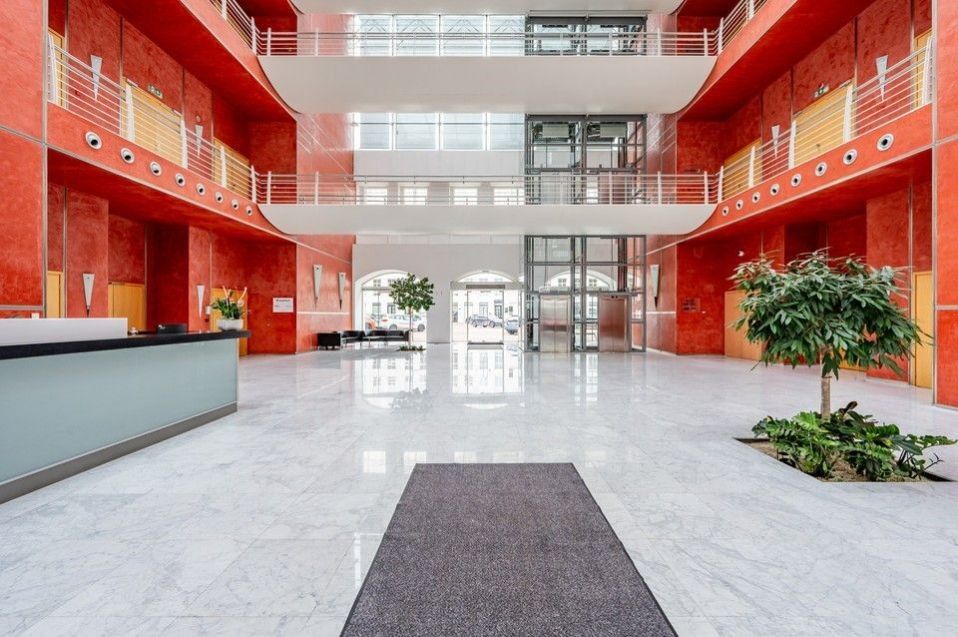 Pronájem kancelář - Křižíkova, Praha, 488 m²