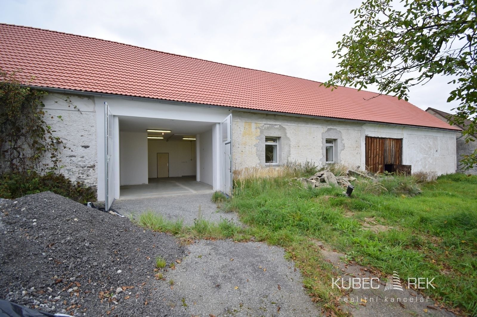 Sklady, Řípec, 247 m² - 1