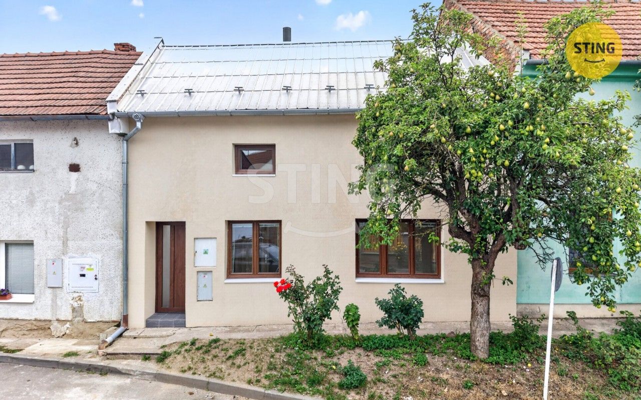 Rodinné domy, Tištín, 70 m² - 1