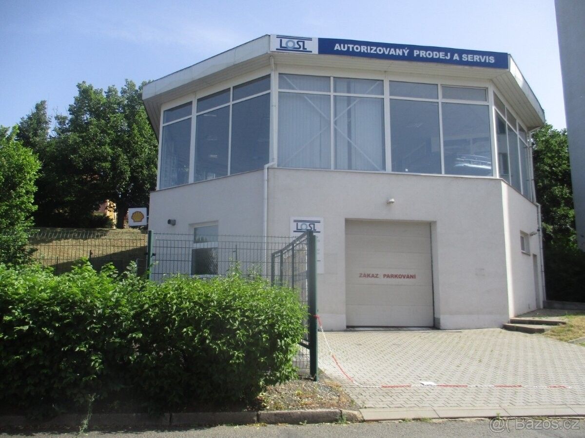 Obchodní prostory, Lišany, 269 01