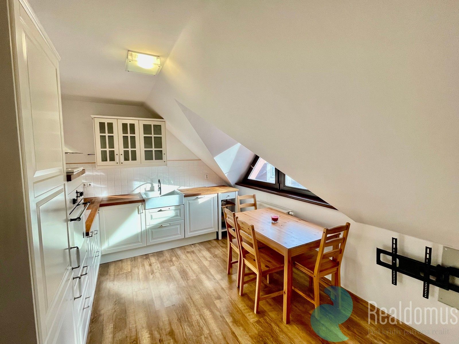 2+kk, B. Smetany, České Budějovice, 55 m²