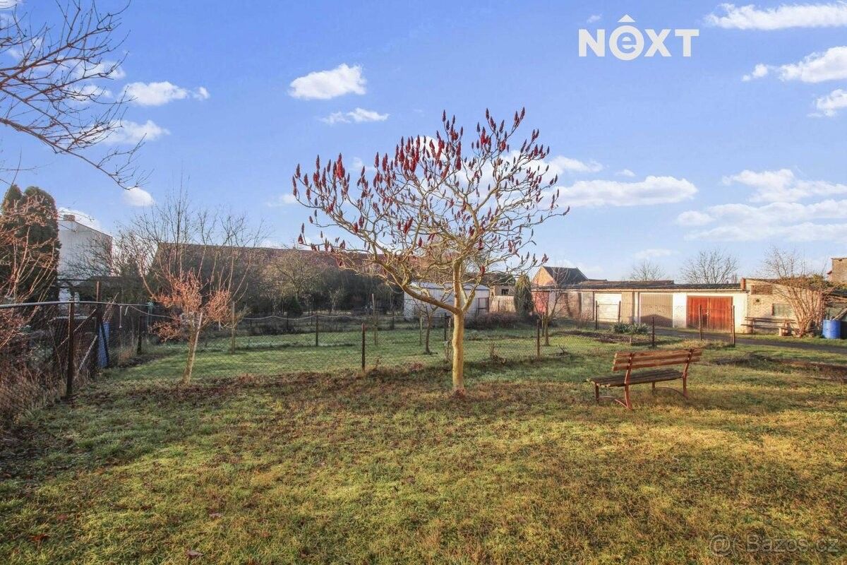 Pozemky pro bydlení, Kněževes u Rakovníka, 270 01