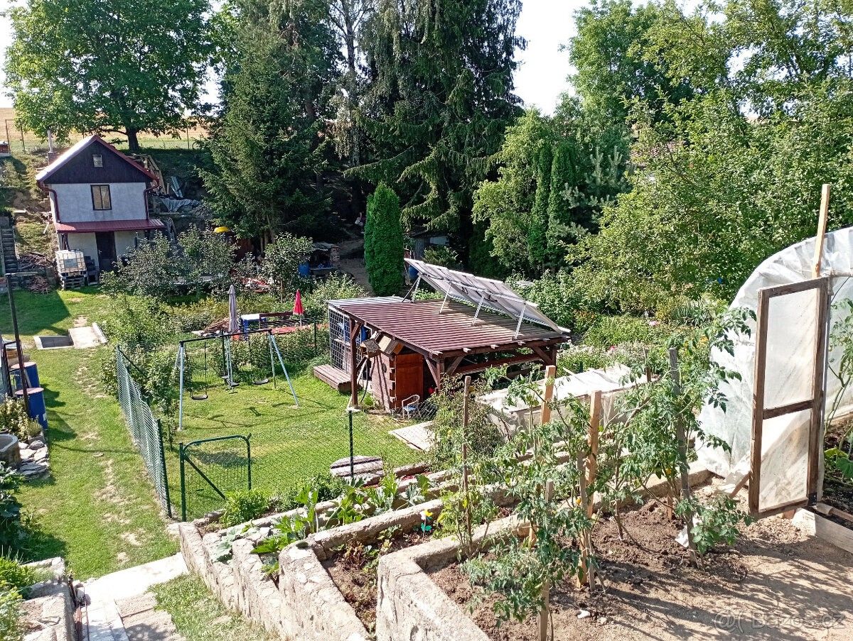 Zahrady, Velešín, 382 32 - 1
