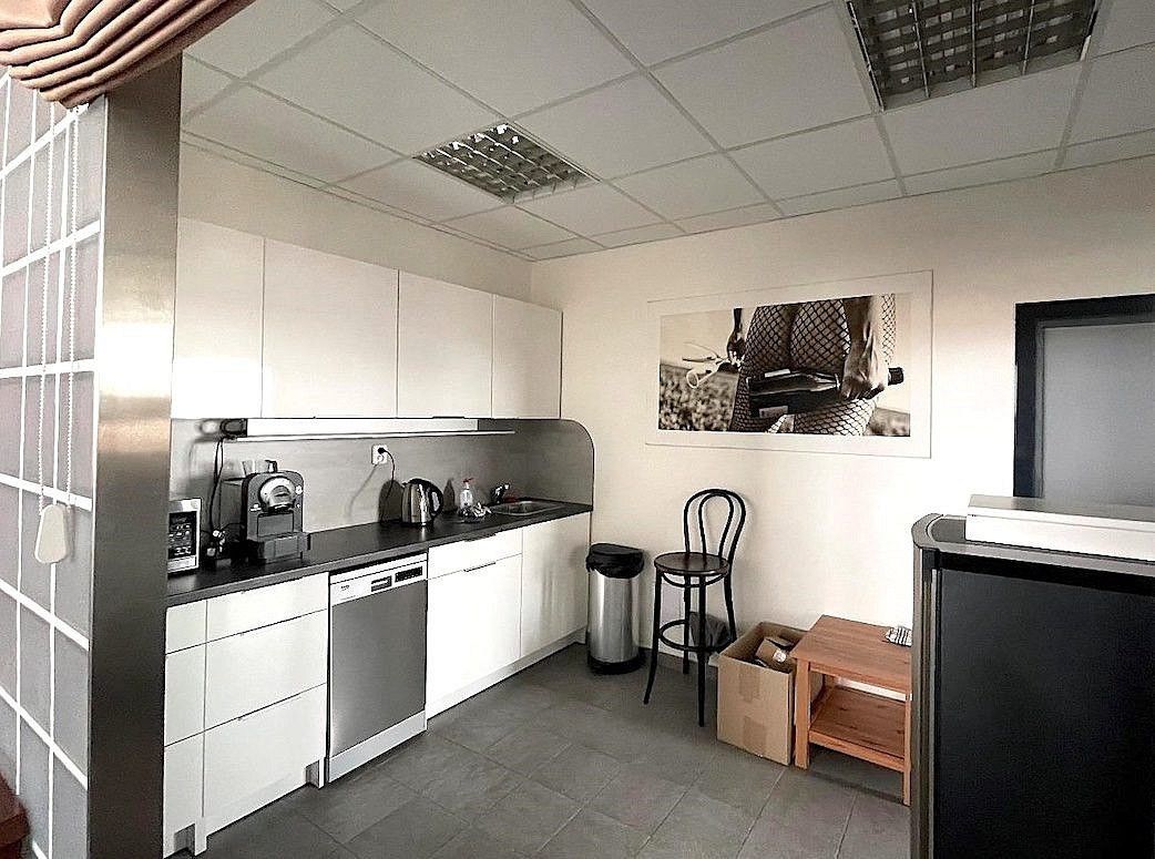 Pronájem kancelář - Dolní Břežany, 144 m² - 5
