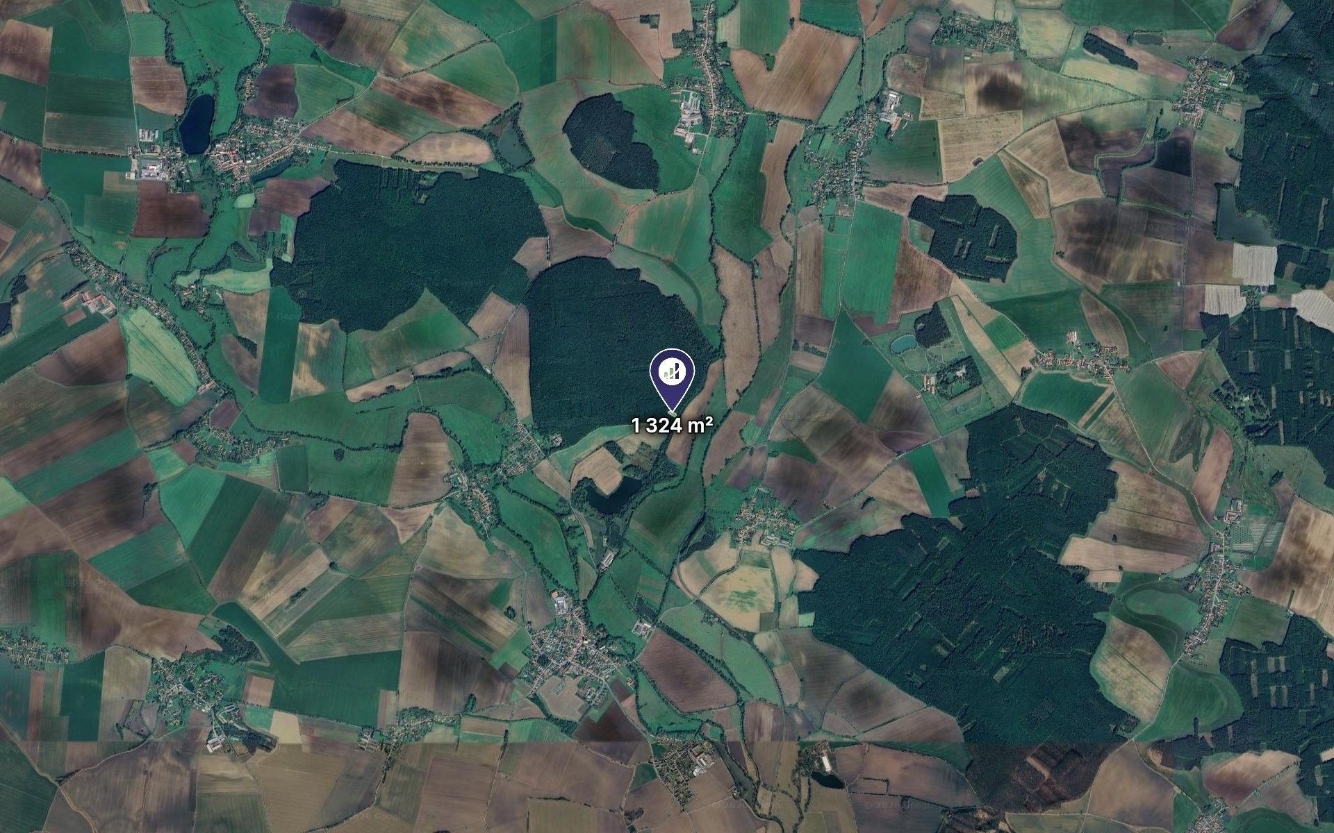 Lesy, Smidary, 662 m² - 2