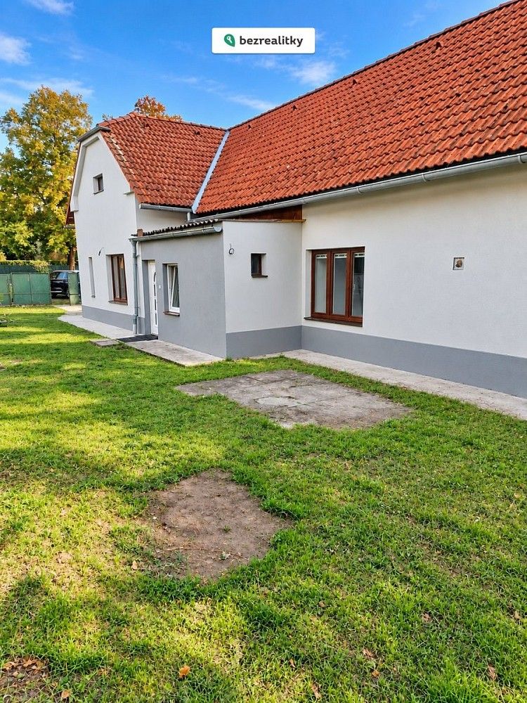Rodinné domy, Obránců míru, Trnávka, okres Pardubice, 228 m² - 2