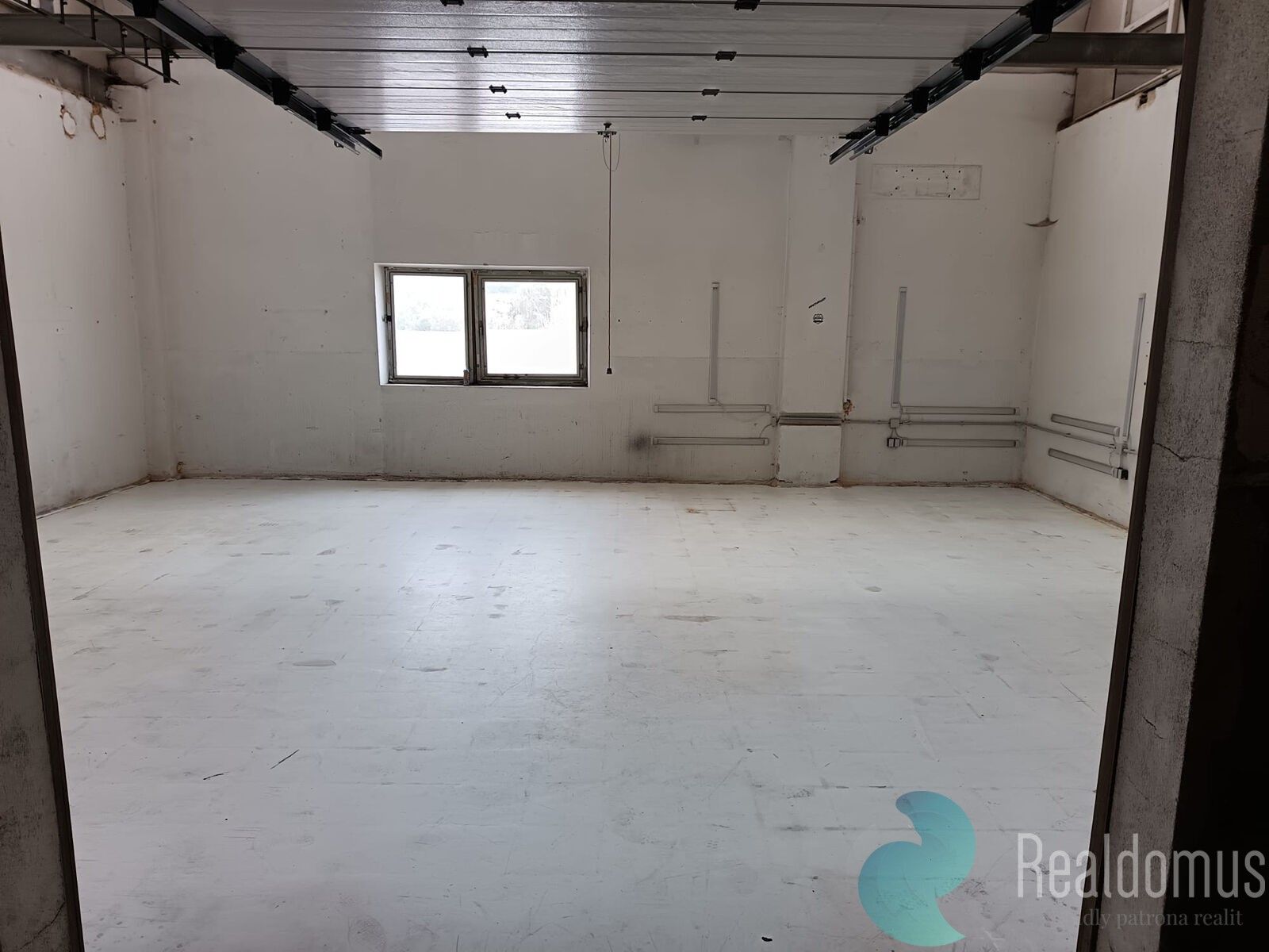 Pronájem výrobní prostory - Omlenická, Kaplice, 93 m²