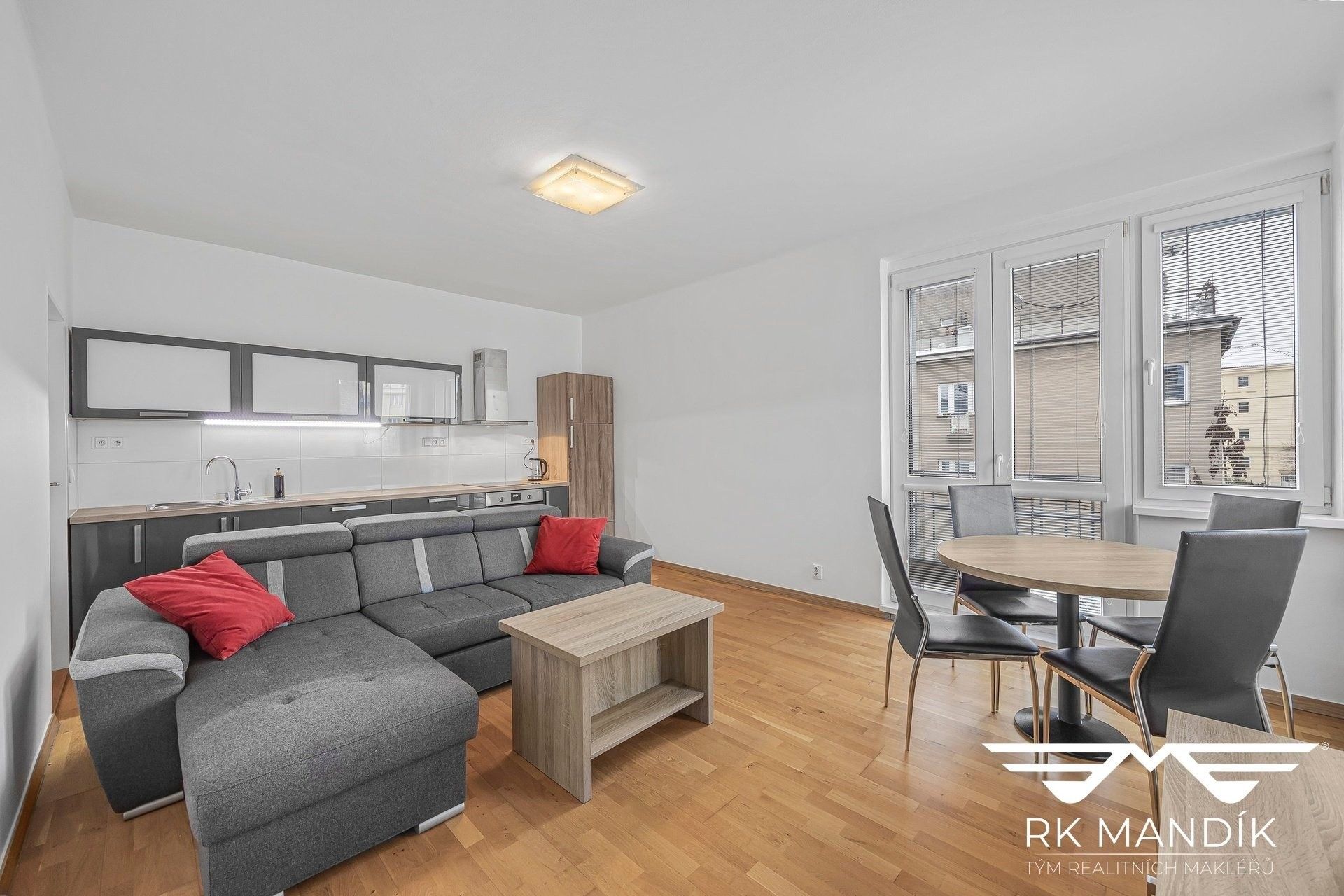 3+kk, Nad studánkou, Praha, 74 m²
